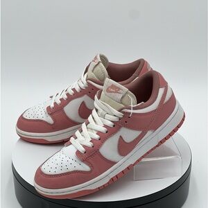 2022 Nike Women’s Dunk Low Retro. “Rose Whisper” SKU: DD1503-118. W8/Y6.5/EUR39